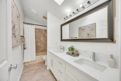 $786,000 | 8472 Kingsland Court, Elk Grove, CA 95624