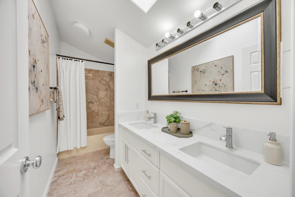 8472 Kingsland Court Elk Grove, CA 95624 - Photo 35 of 46