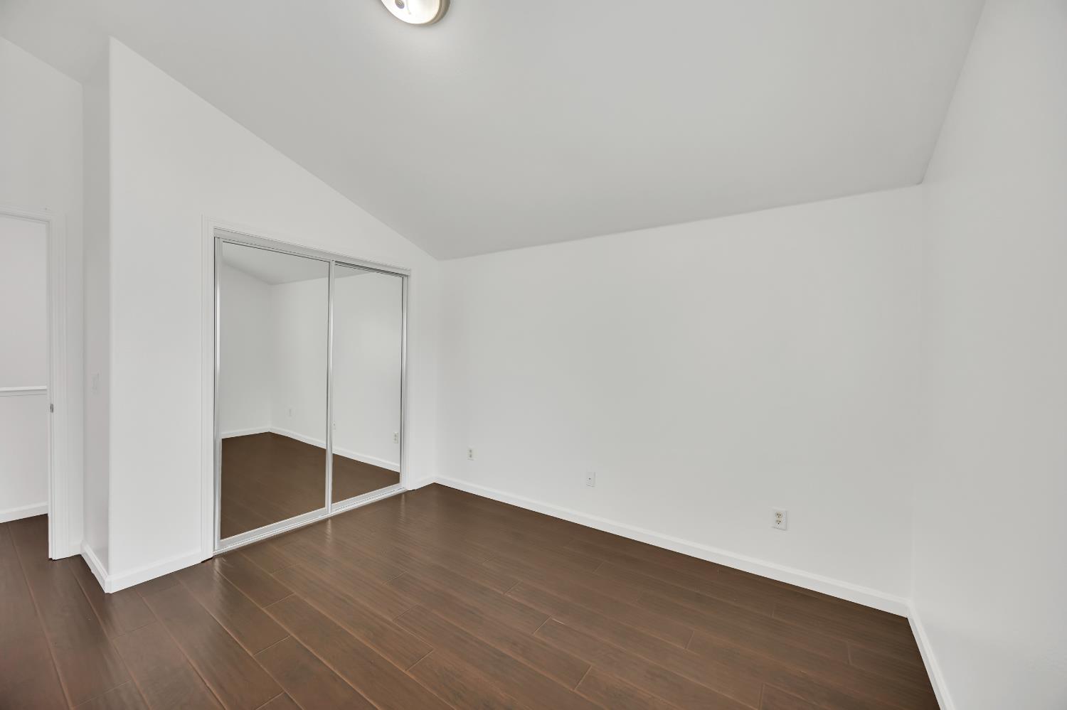 8472 Kingsland Court Elk Grove, CA 95624 - Photo 37 of 46