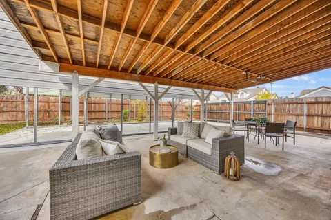 $786,000 | 8472 Kingsland Court, Elk Grove, CA 95624