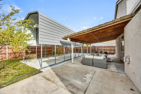 $786,000 | 8472 Kingsland Court, Elk Grove, CA 95624