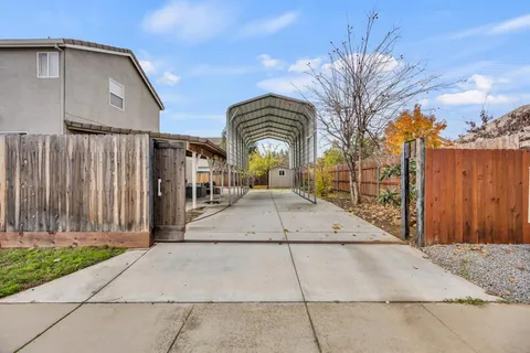 $786,000 | 8472 Kingsland Court, Elk Grove, CA 95624