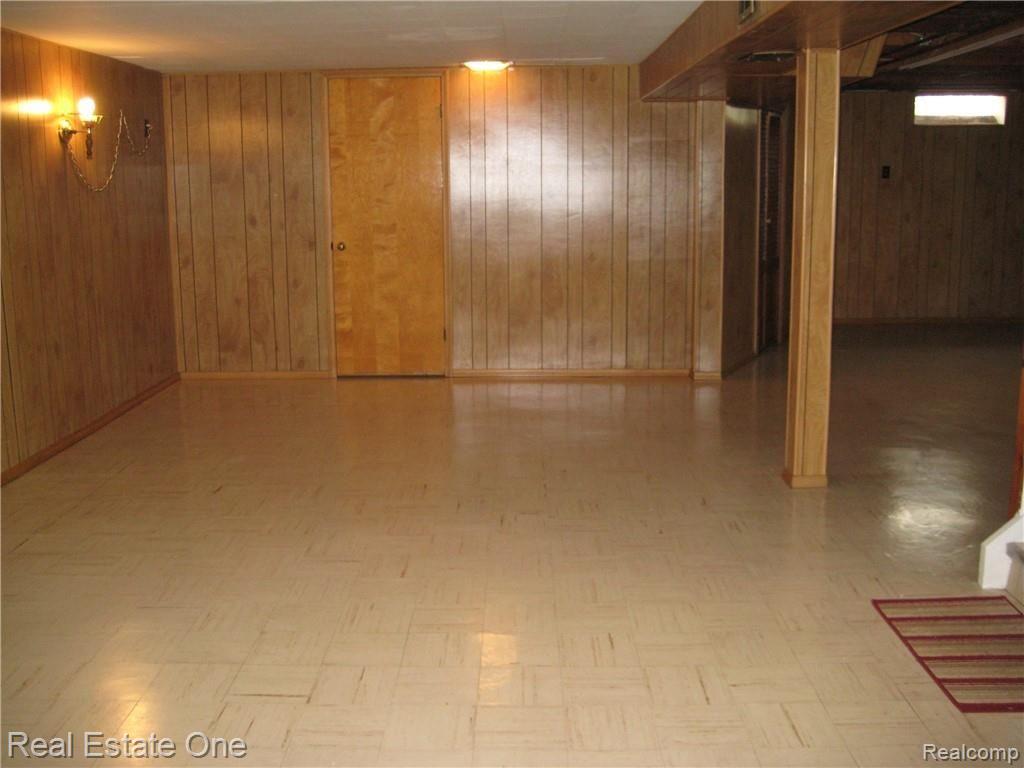 9620 Pardee Road Taylor, MI 48180 - Photo 22 of 27 IMG_4809.JPG