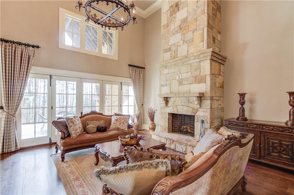 922 Little Darby Lane Suwanee, GA 30024 - Photo 14 of 109