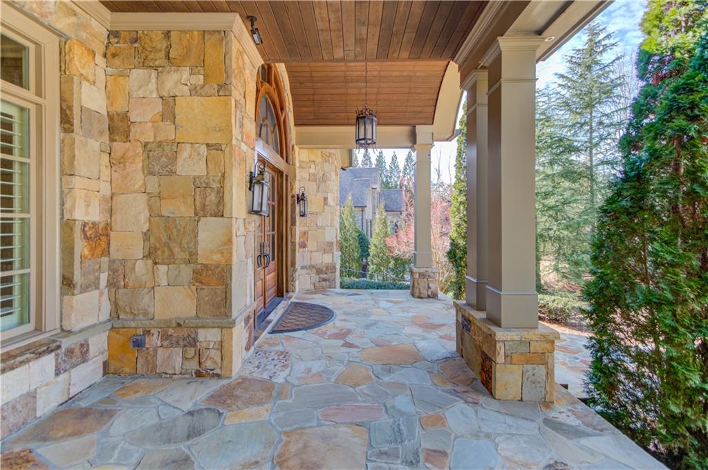 922 Little Darby Lane Suwanee, GA 30024 - Photo 4 of 109