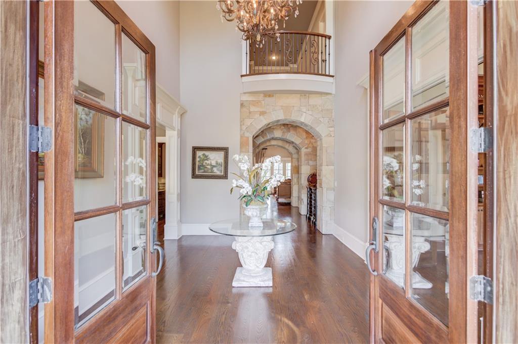 922 Little Darby Lane Suwanee, GA 30024 - Photo 6 of 109