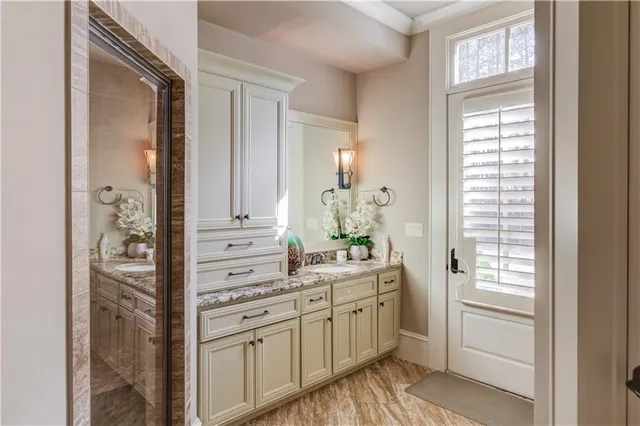 $2,999,500 | 922 Little Darby Lane, Suwanee, GA 30024