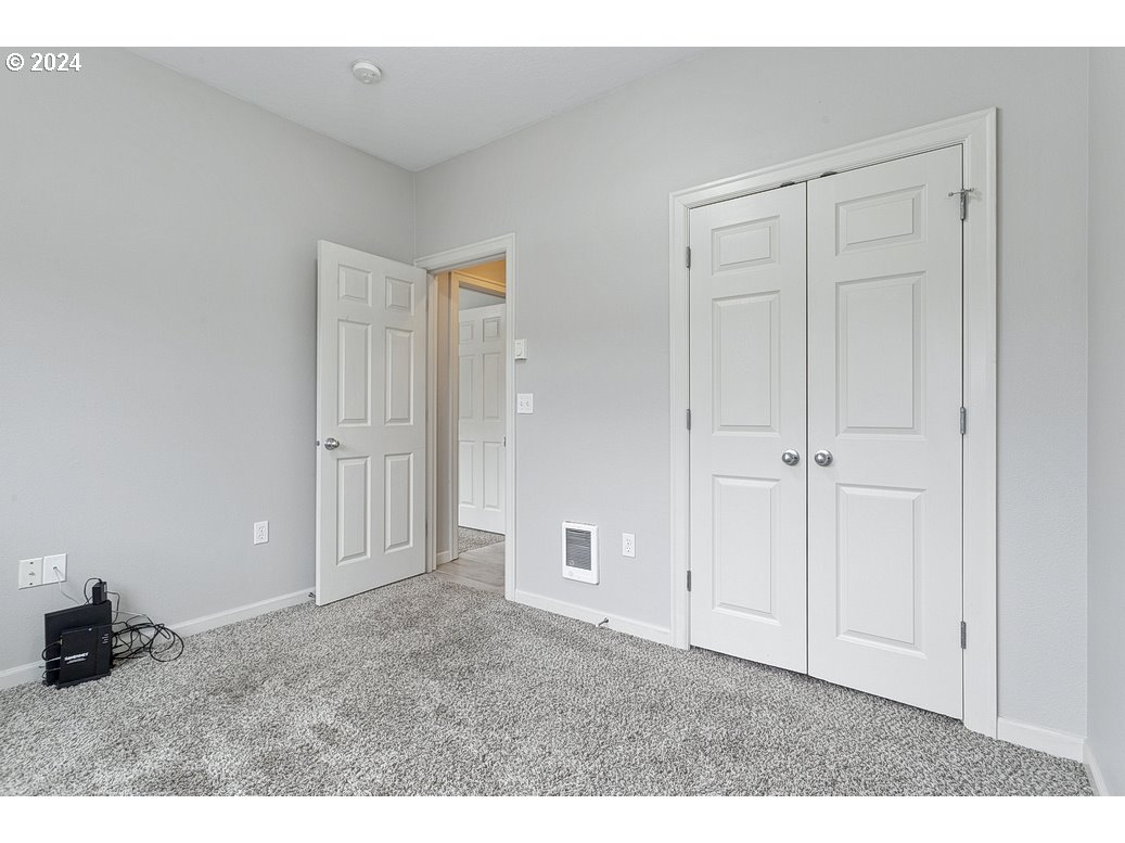 17301 Ruben Lane, Unit 10 Sandy, OR 97055 - Photo 26 of 33 a view of an empty room