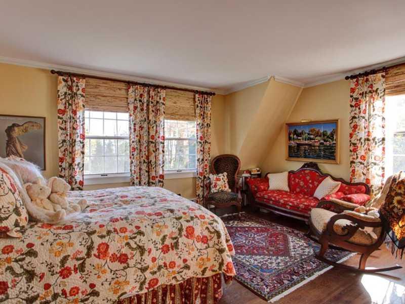 825 Shore Road Cape Elizabeth, ME 04107 - Photo 20 of 23 Bedroom.