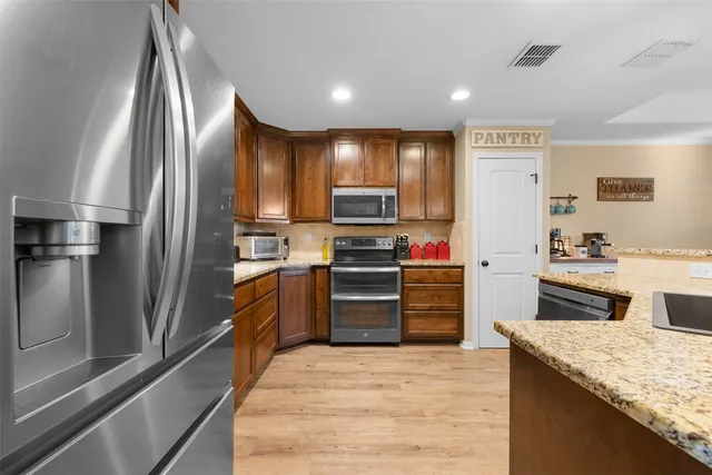 $418,000 | 13721 FM 46, Bremond, TX 76629