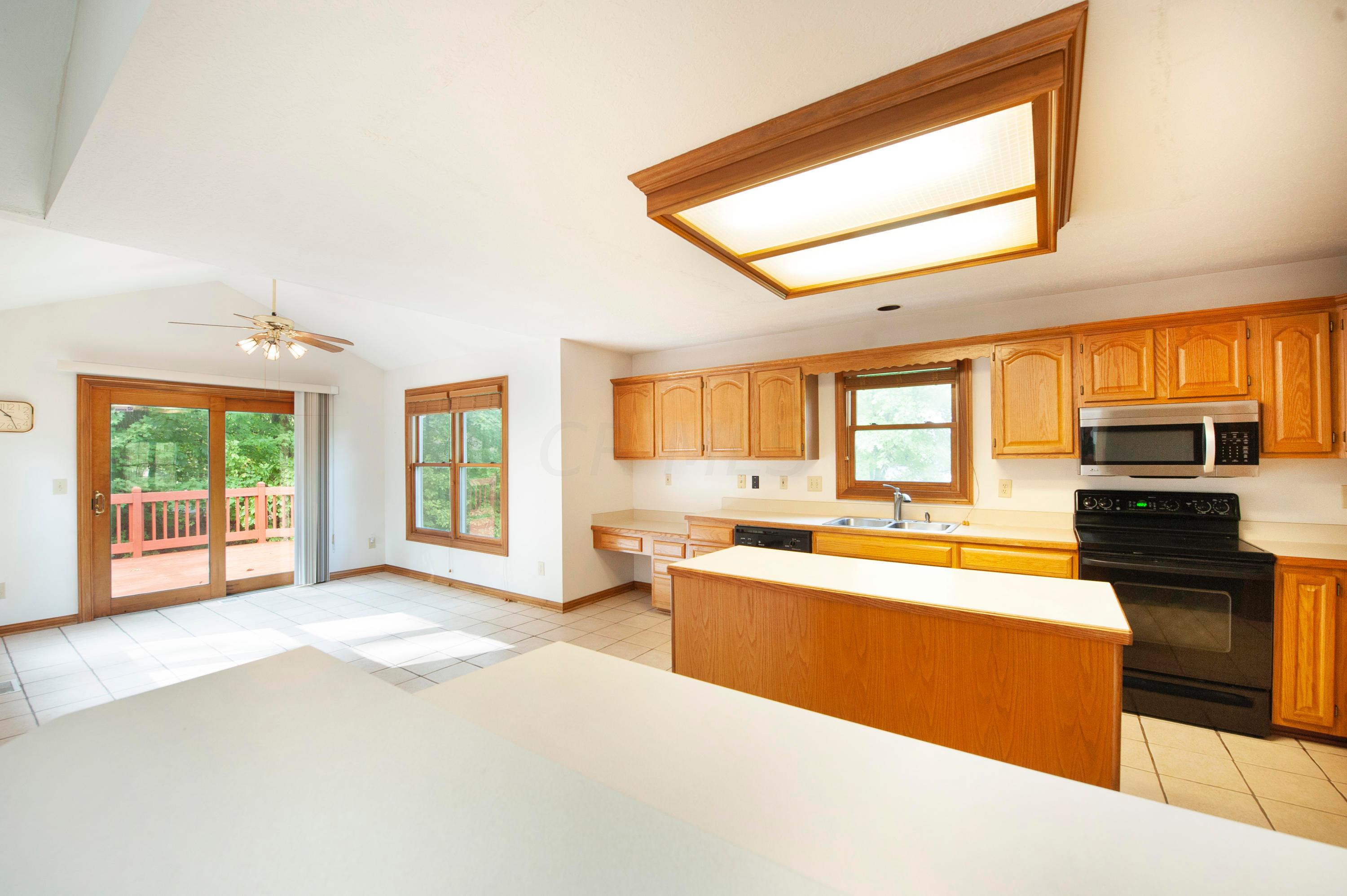 696 Ridenour Road Columbus, OH 43230 - Photo 10 of 35 Gallery Image 10