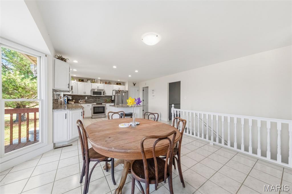 75 Morgans Way Elsberry, MO 63343 - Photo 8 of 61