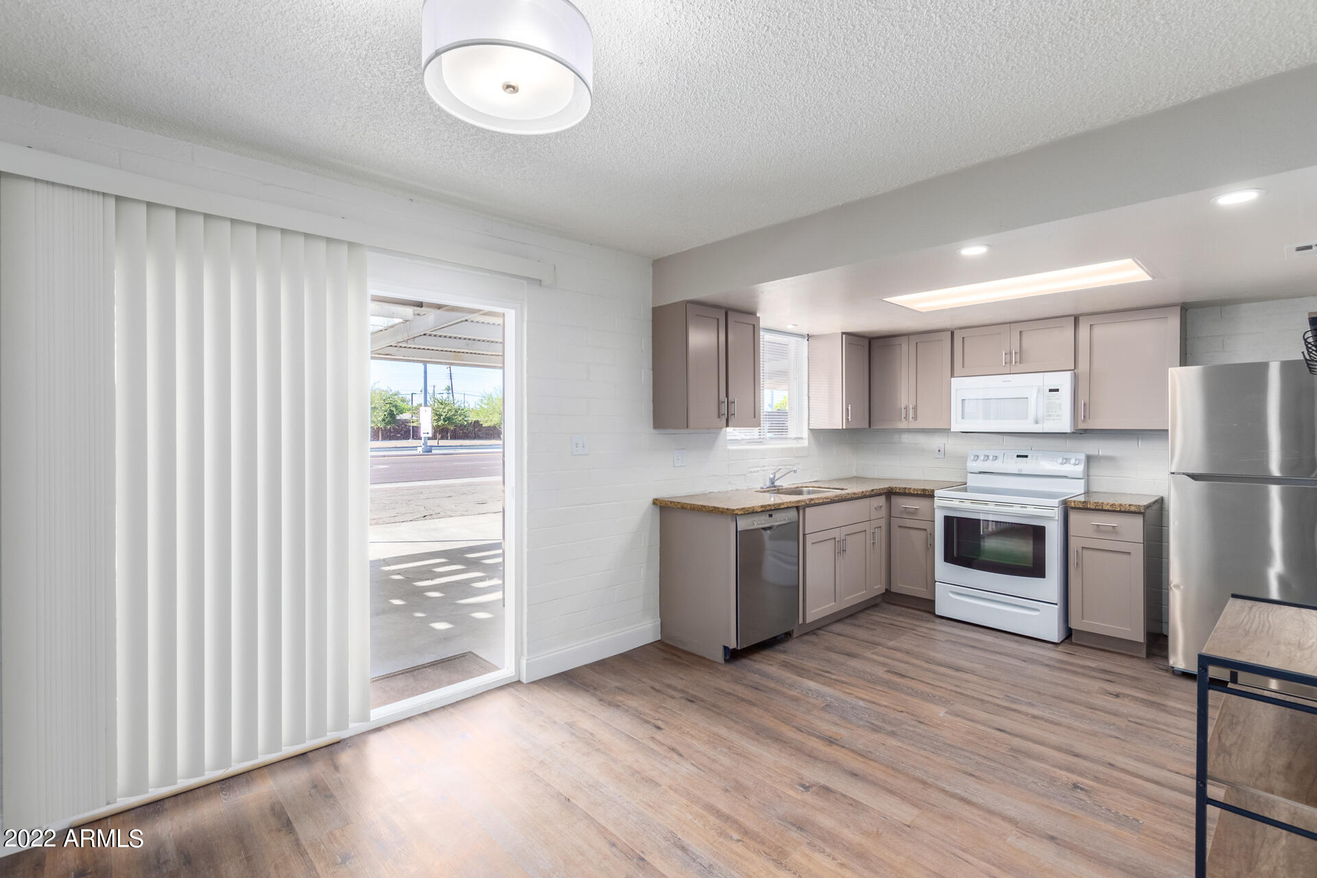 6565 North 19th Avenue, Unit 42 Phoenix, AZ 85015 - Photo 13 of 34 09 - 19th