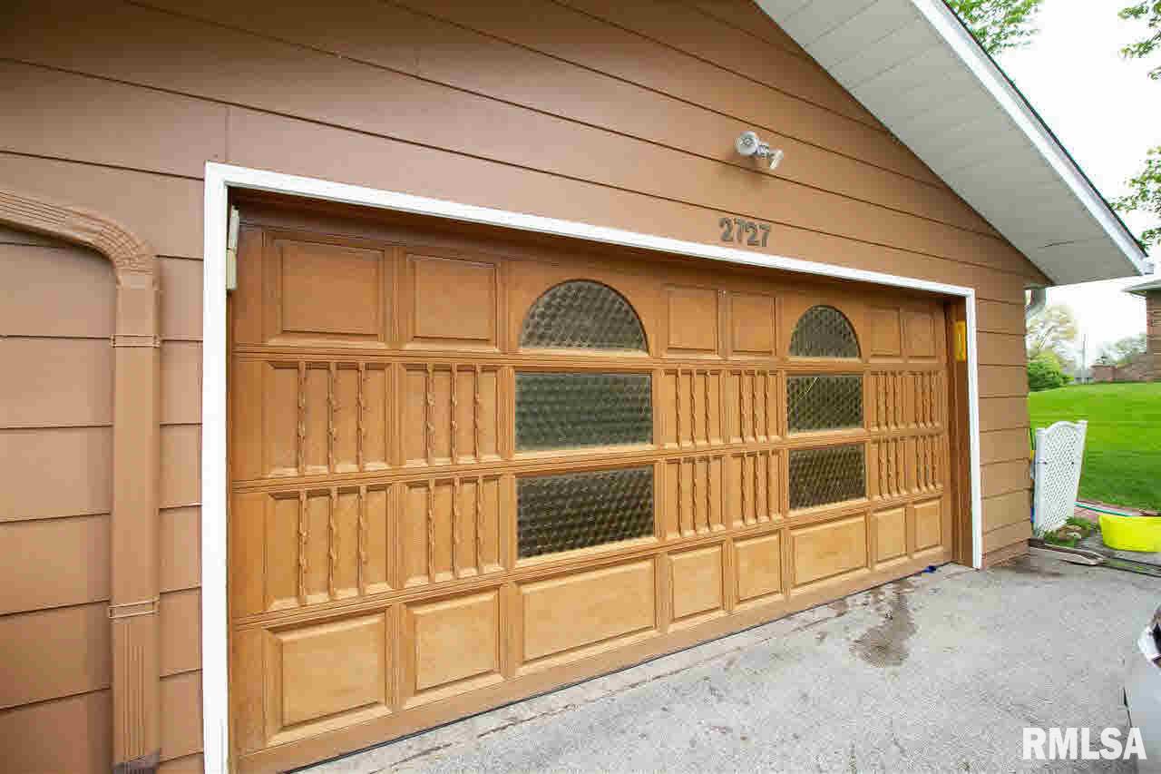 2727 Jersey Ridge Road Davenport, IA 52803 - Photo 23 of 24 Gallery Image 23