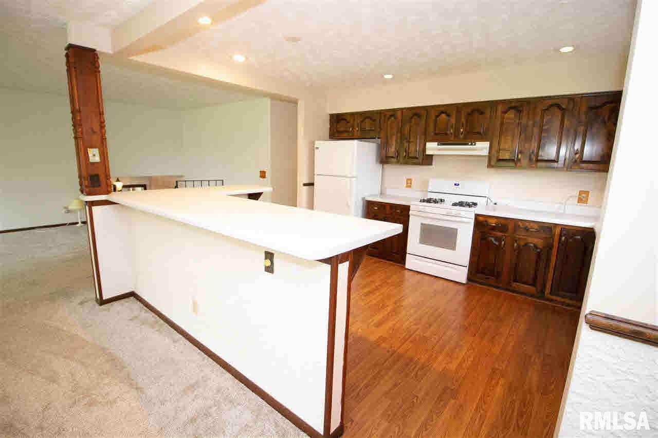 2727 Jersey Ridge Road Davenport, IA 52803 - Photo 7 of 24 Gallery Image 7