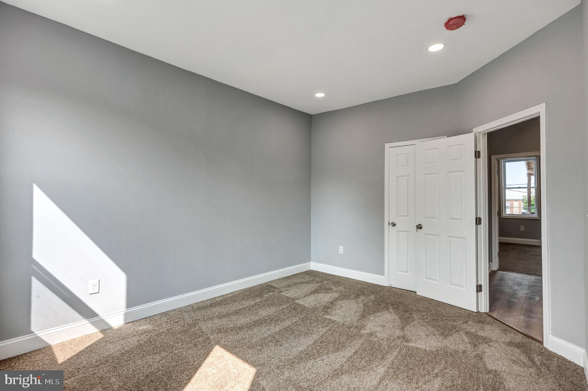 3816 Bonner Road Baltimore, MD 21216 - Photo 14 of 36 a view of an empty room