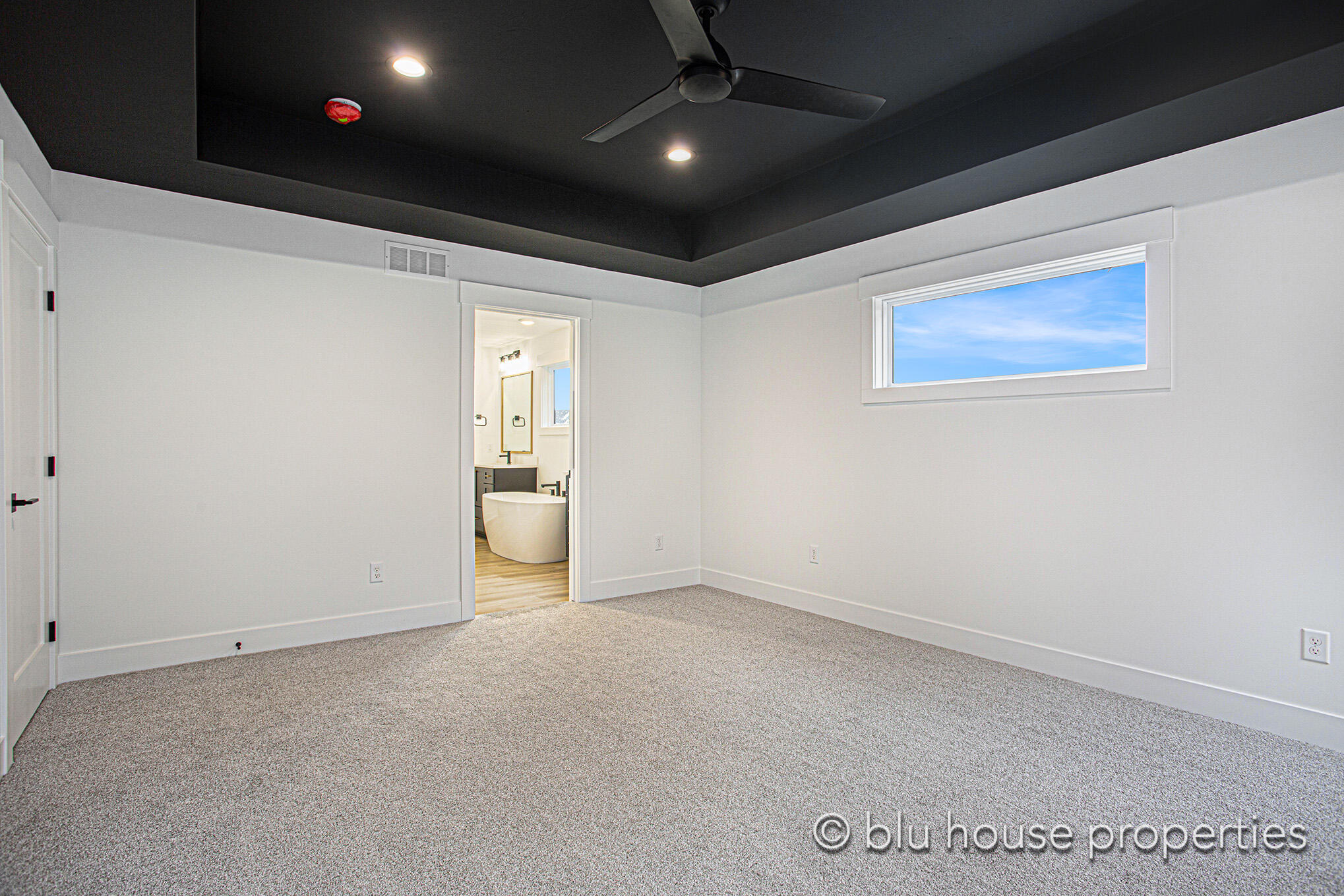 181 Tallman Rdg Court Southwest Grand Rapids, MI 49534 - Photo 16 of 23 8L9A9245