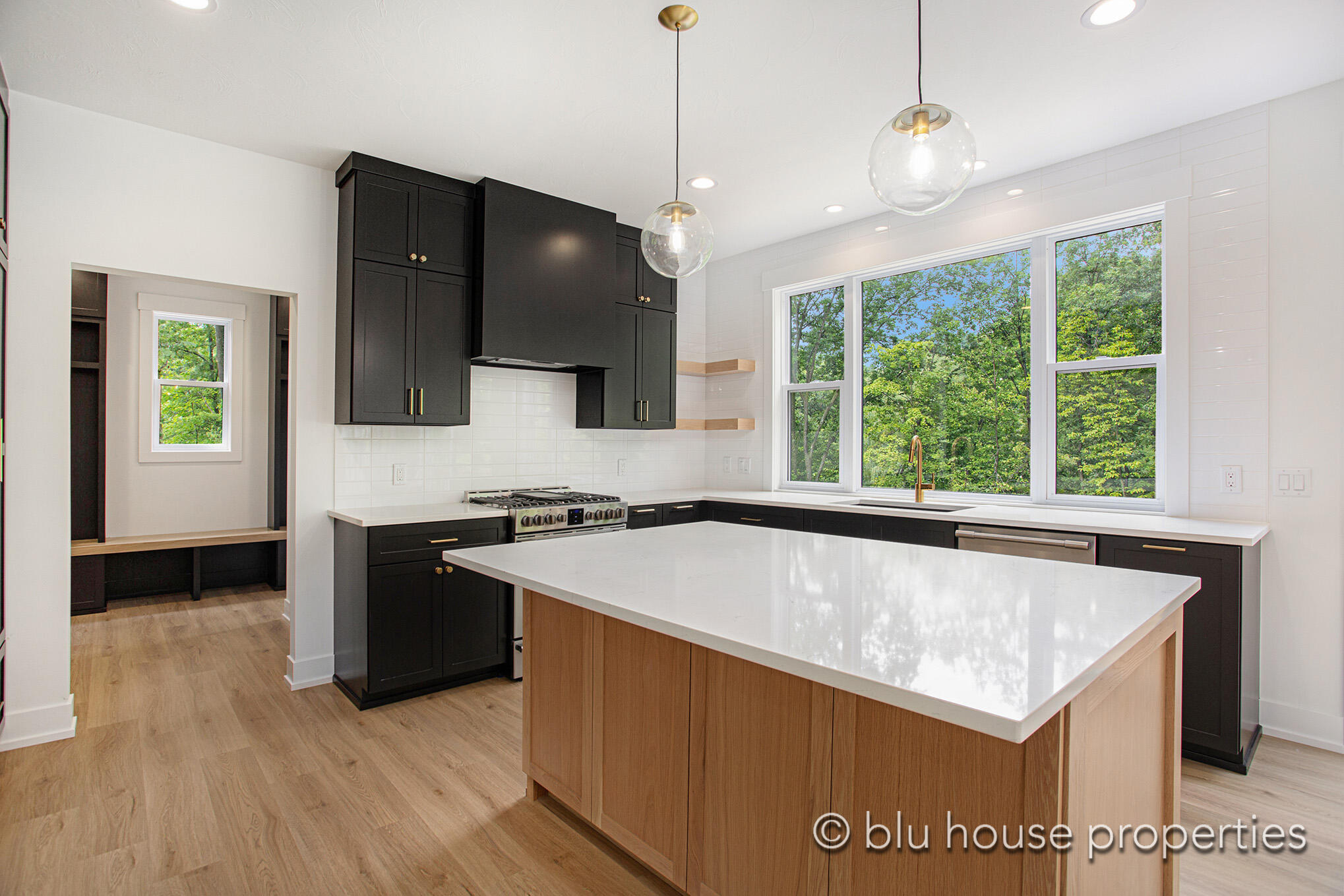 181 Tallman Rdg Court Southwest Grand Rapids, MI 49534 - Photo 9 of 23 8L9A9204