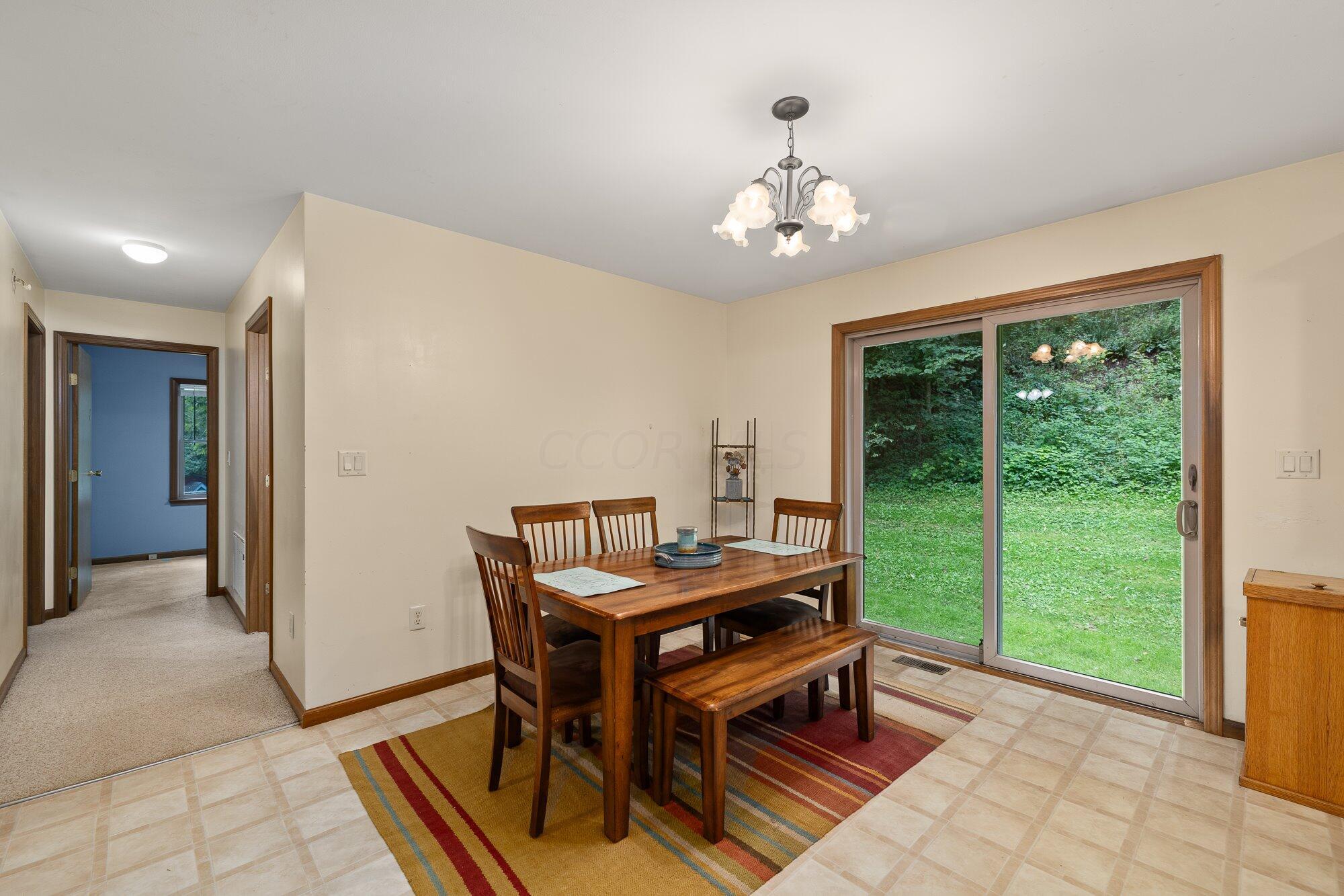 28590 Coshocton Road Howard, OH 43028 - Photo 9 of 38 09-int-kit-5