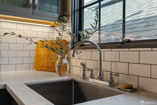 a close view of sink