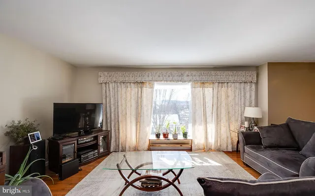 $375,000 | 65 Wyomissing Hills Boulevard, Reading, PA 19609