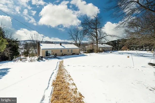 $375,000 | 65 Wyomissing Hills Boulevard, Reading, PA 19609