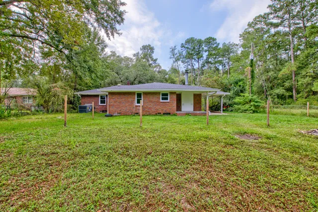 $305,000 | 306 Peachtree Road, Walterboro, SC 29488