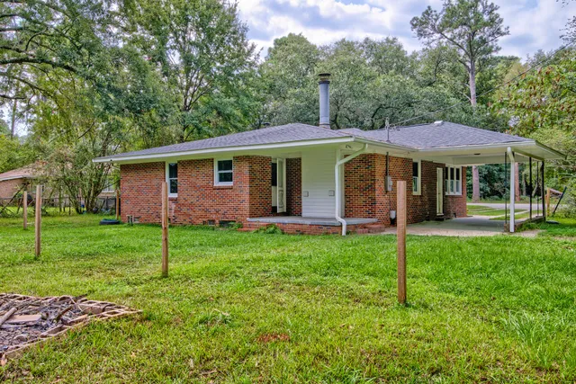 $305,000 | 306 Peachtree Road, Walterboro, SC 29488