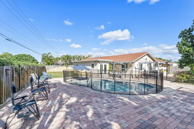 $630,000 | 1289 Anhinga Drive, Wellington, FL 33414