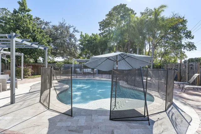 $630,000 | 1289 Anhinga Drive, Wellington, FL 33414