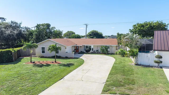 $630,000 | 1289 Anhinga Drive, Wellington, FL 33414