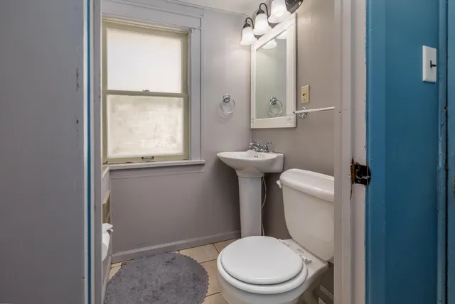 $176,000 | 103 East Washington Street, Kentland, IN 47951