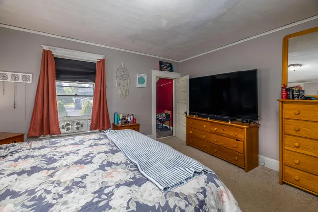 $176,000 | 103 East Washington Street, Kentland, IN 47951