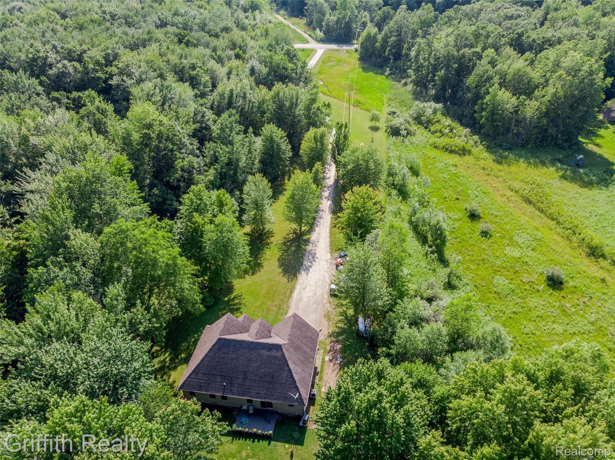 5200 Argentine Road Howell, MI 48855 - Photo 33 of 42 5200 Argentine Road-35.jpg