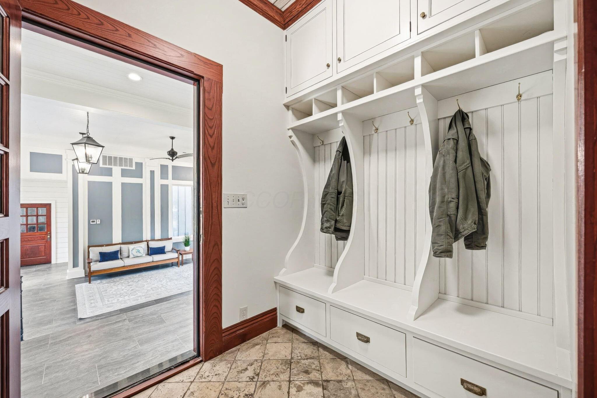4457 Green Cook Road Johnstown, OH 43031 - Photo 23 of 110 Mudroom