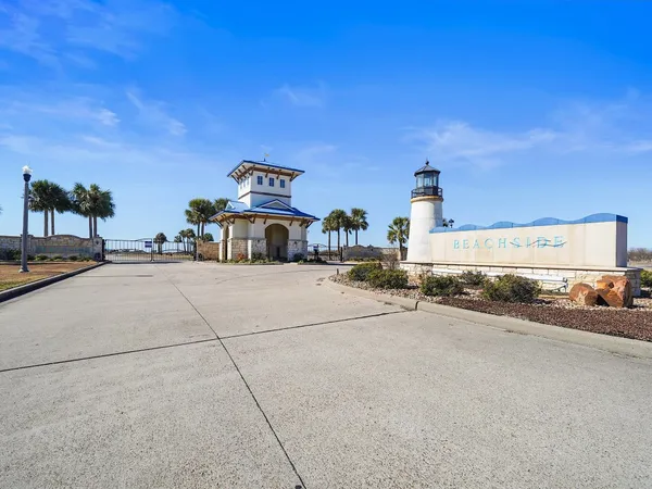 $289,000 | 3219 Camp Hulen Drive, Palacios, TX 77465