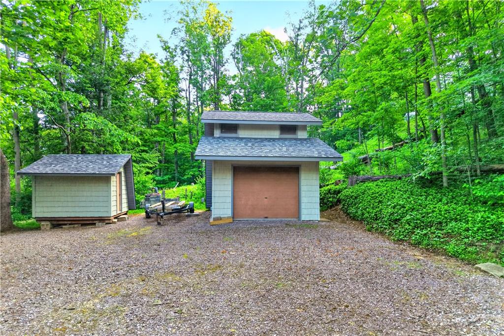 927 Wilkins Hollow Road Addison, PA 15411 - Photo 11 of 50