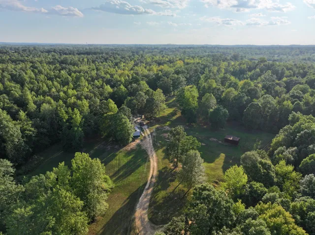 $200,000 | 505 Winding Way, Saltillo, TN 38370