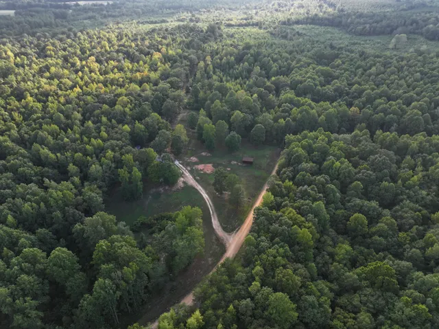 $200,000 | 505 Winding Way, Saltillo, TN 38370