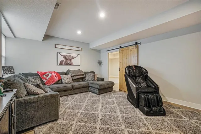 $699,000 | 22710 Shadow Ridge Drive, Peculiar, MO 64078