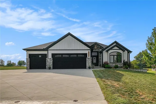 $699,000 | 22710 Shadow Ridge Drive, Peculiar, MO 64078