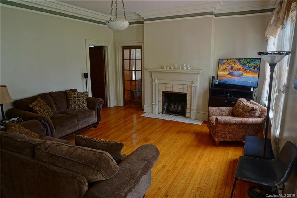 278 North Washington Street Rutherfordton, NC 28139 - Photo 3 of 19 Gallery Image 3