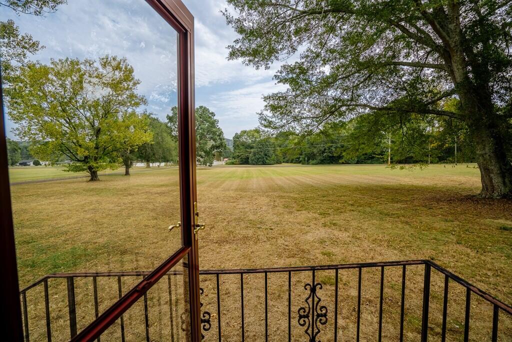 2512 Dug Gap Road Dalton, GA 30720 - Photo 9 of 50 129948_13