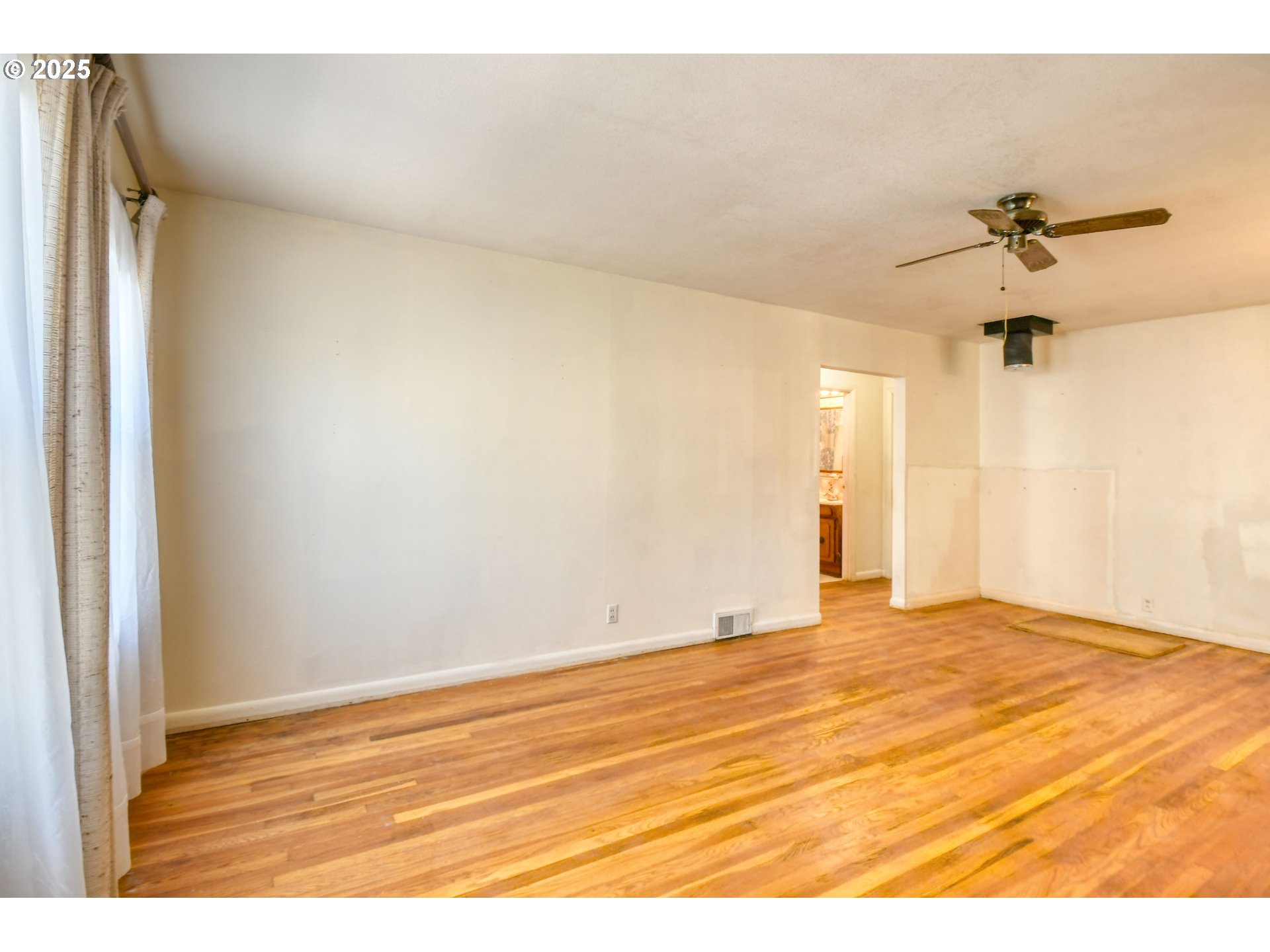 104 Northwest 12th Street Pendleton, OR 97801 - Photo 6 of 27 Gallery Image 6