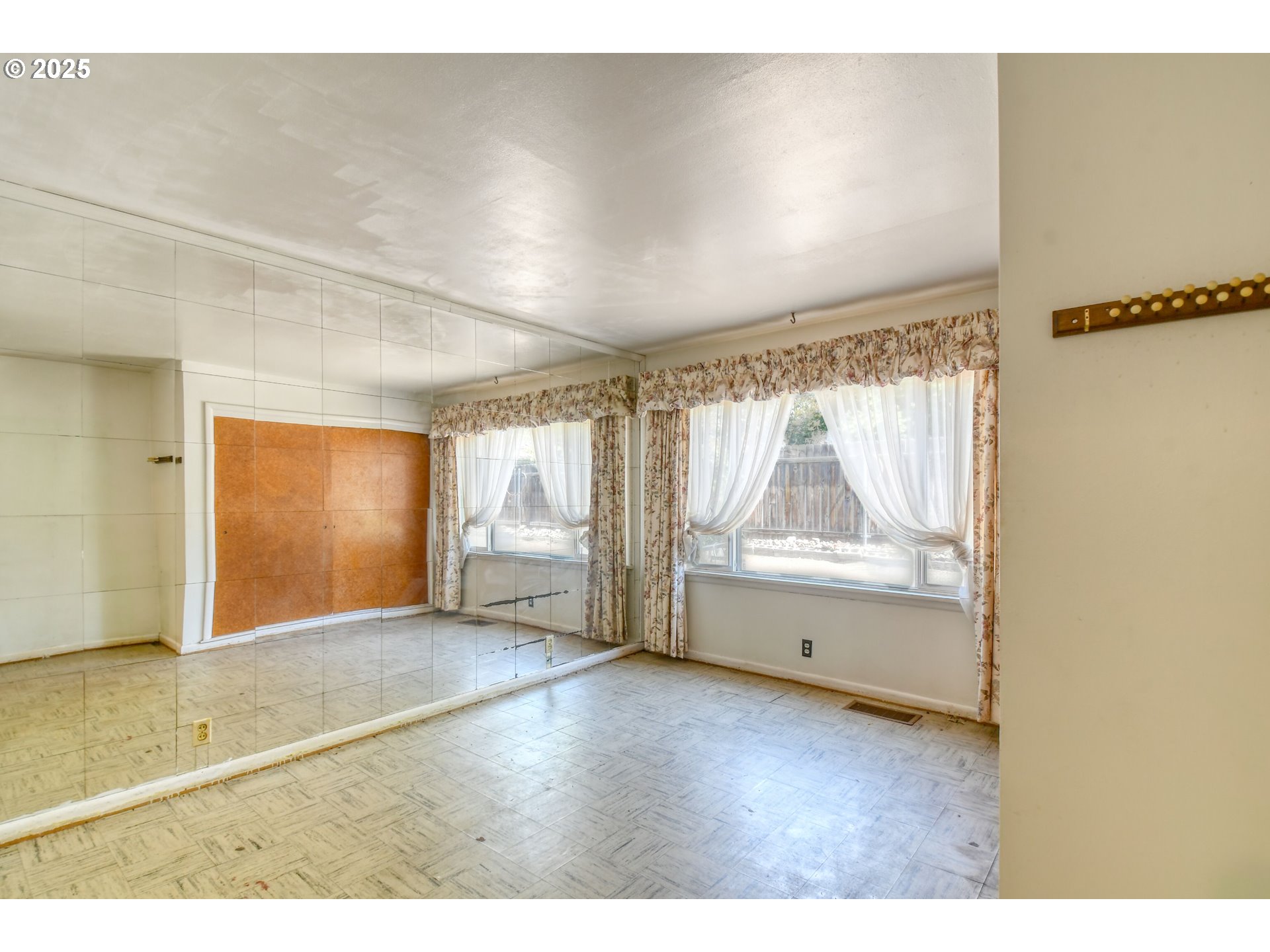 104 Northwest 12th Street Pendleton, OR 97801 - Photo 10 of 27 Gallery Image 10