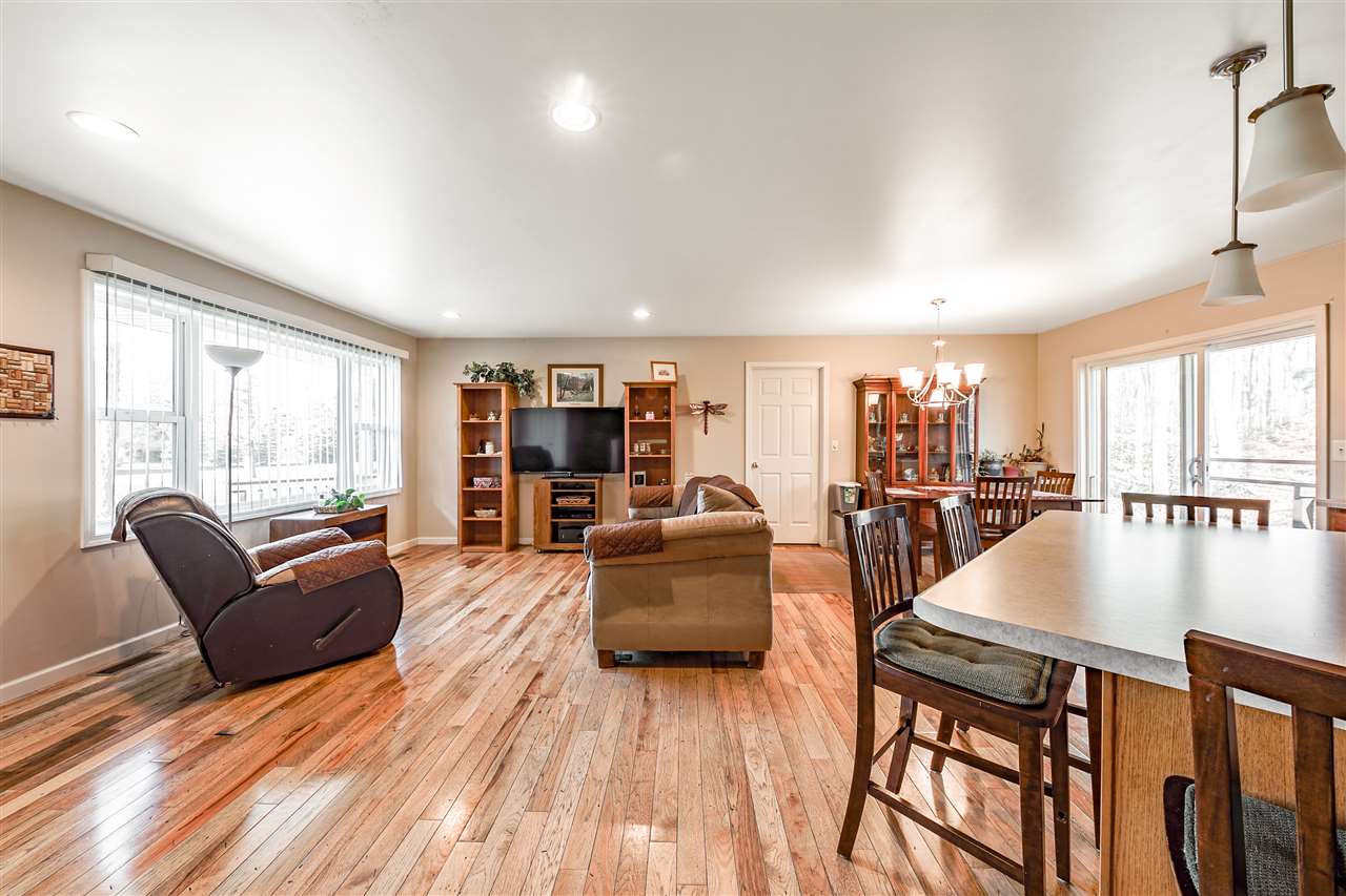5200 Goodrick Road Traverse City, MI 49684 - Photo 6 of 24 1881893-5.JPG