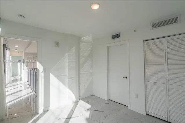 $3,250 | 8425 Crespi Boulevard, Unit TH4, Miami Beach, FL 33141