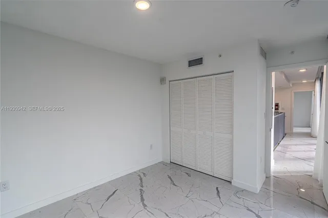 $3,250 | 8425 Crespi Boulevard, Unit TH4, Miami Beach, FL 33141