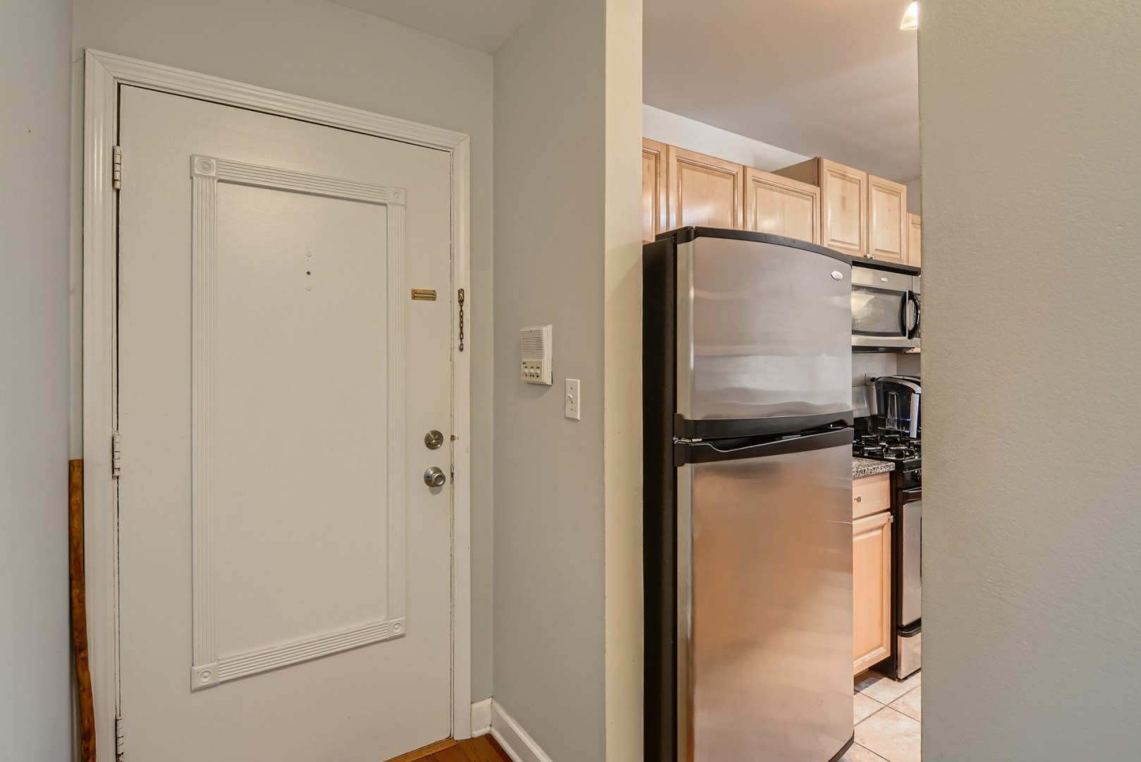 1931 Prairie Square, Unit 331 Schaumburg, IL 60173 - Photo 3 of 19