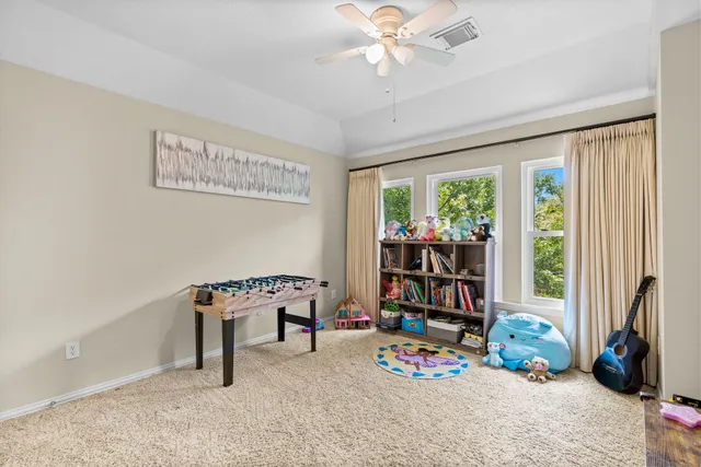 $3,900 | 27 East Artist Grove Circle, The Woodlands, TX 77382